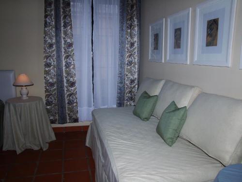 Hotel Estancia La Alameda