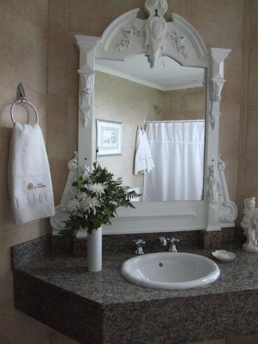 Hotel Estancia La Alameda