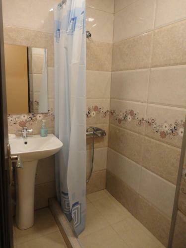 Hostal Like Home Guesthouse