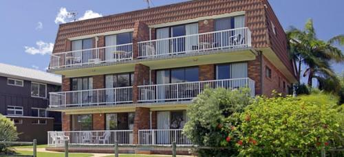 Aparthotel Main Beach Apartments
