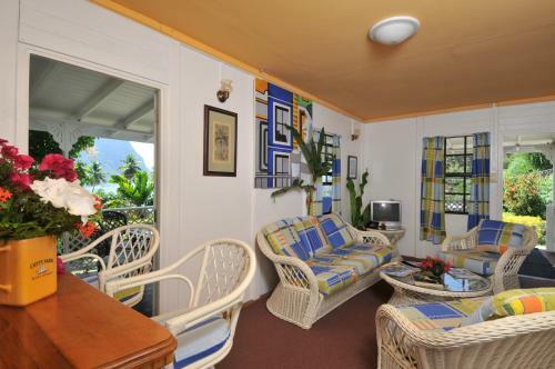 Hotel Hummingbird Beach Resort