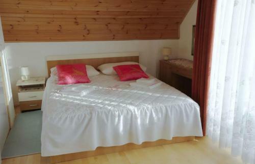 Hostal Adriana Guesthouse