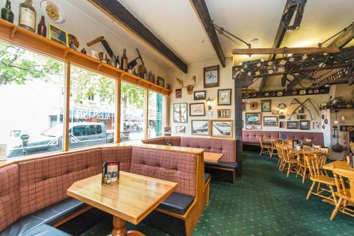 Hotel Rutland Arms Inn