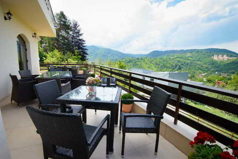 Hostal Pensiunea Toscana
