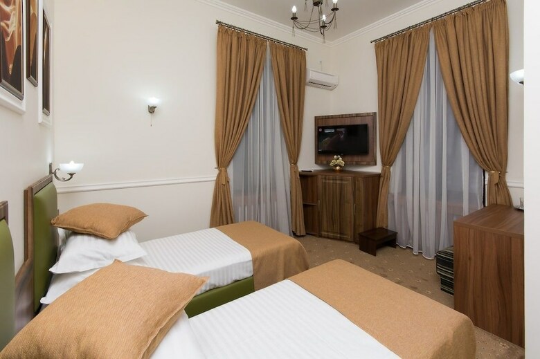 Hotel La Strada Boutique Villa