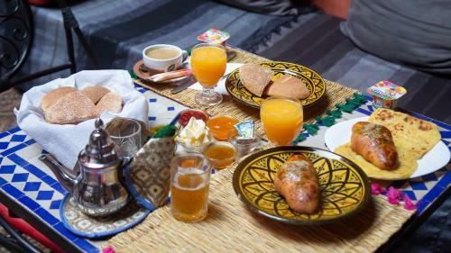 Riad Naya