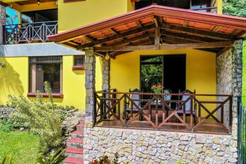 Bed & Breakfast La Terraza Guest House