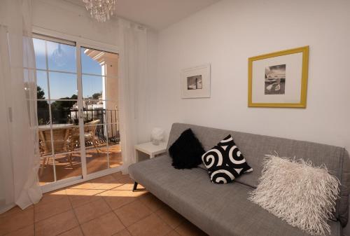 Ladera Del Mar Apartments