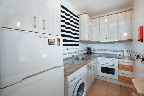 Ladera Del Mar Apartments