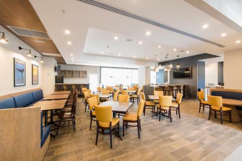 Hotel Fairfield Inn & Suites By Marriott Tijuana