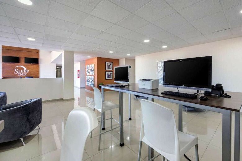 Hotel Sleep Inn Mexicali