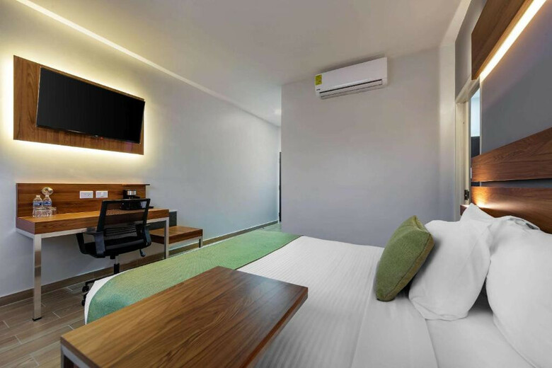 Hotel Sleep Inn Mexicali