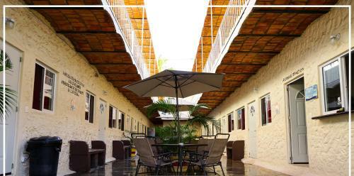Hotel Bungalows Las Glorias
