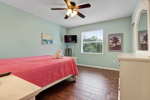 Key Lime Cottage West