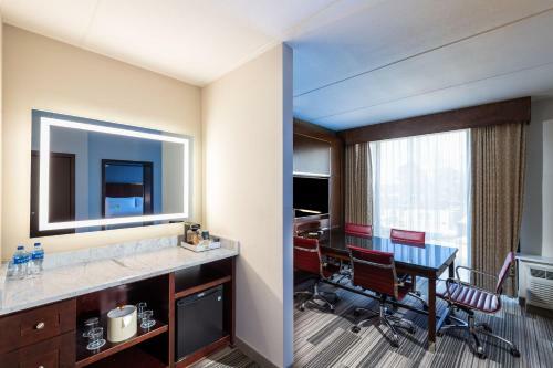 Hotel Four Points By Sheraton Atlanta Airport West