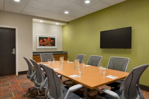 Hotel Home2 Suites By Hilton Glendale Westgate