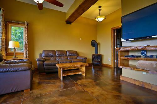 Baycrest Lodge