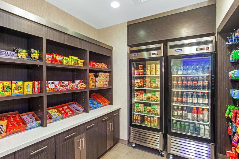 Hotel La Quinta By Wyndham Lubbock South