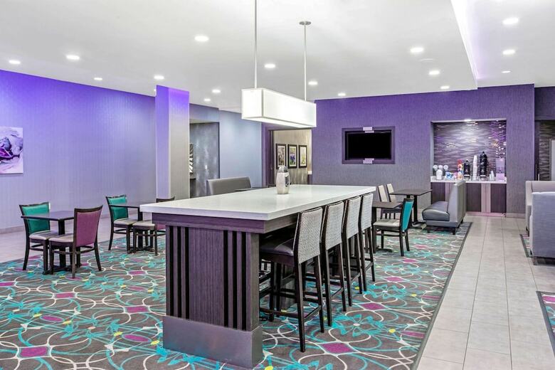 Hotel La Quinta By Wyndham Lubbock South