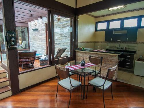 Hostal Pousada Jardim Das Montanhas