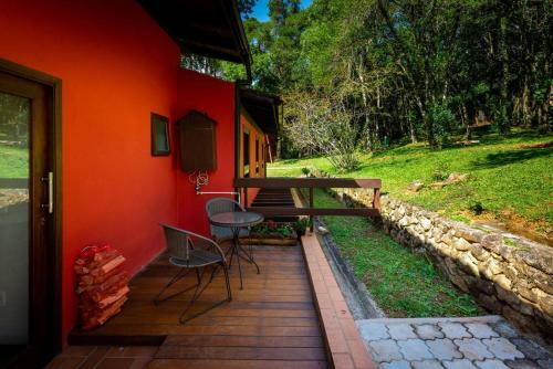 Hostal Pousada Jardim Das Montanhas