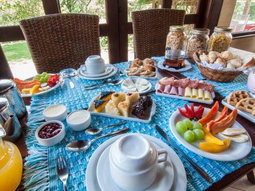 Hostal Pousada Jardim Das Montanhas