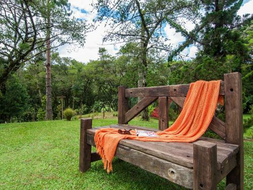Hostal Pousada Jardim Das Montanhas