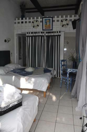 Hotel H�tel Les Mimosas