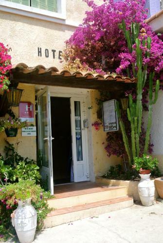 Hotel H�tel Les Mimosas