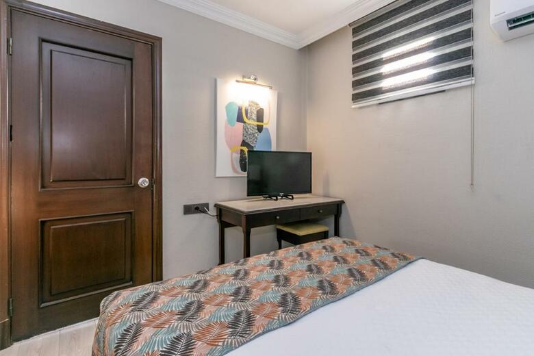Lara Park Hotel