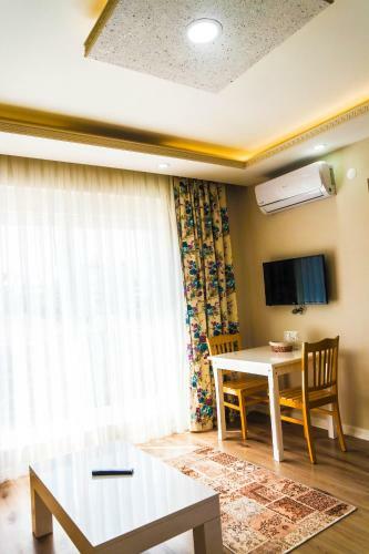 Ale Apartments Hotel