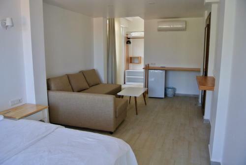 Hotel Hideaway