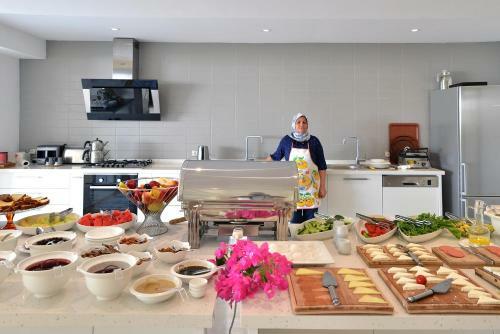 Arnna Hotel