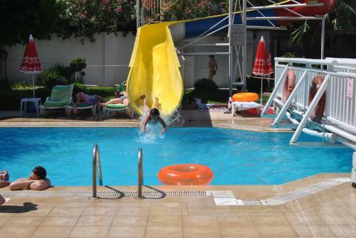 Hotel Club Ekinci Palace