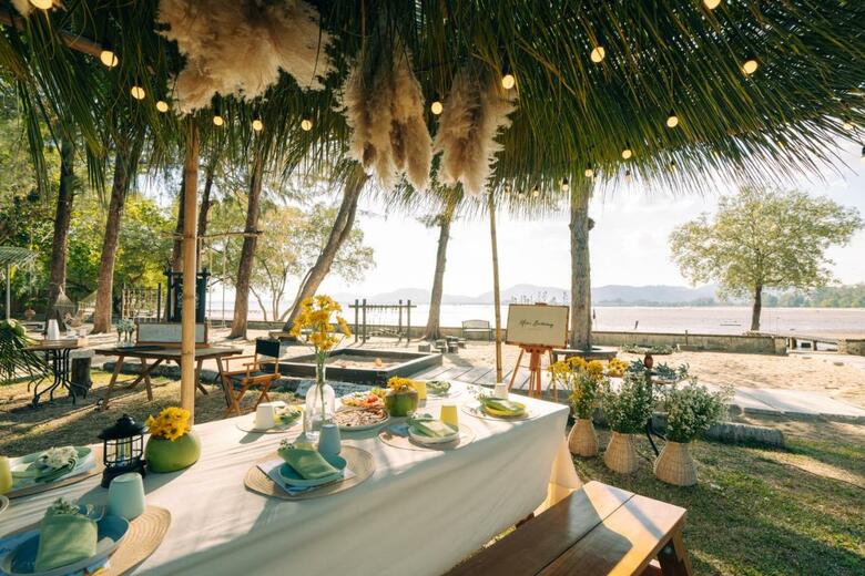 Hotel The Mangrove Panwa Phuket Resort