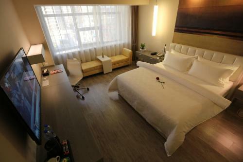 Metropolo Baotou Railway Station And Science University Hotel