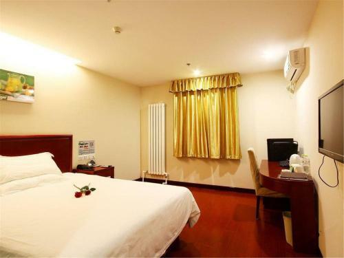 Greentree Alliance Beijing West Railway Station North Square Hotel