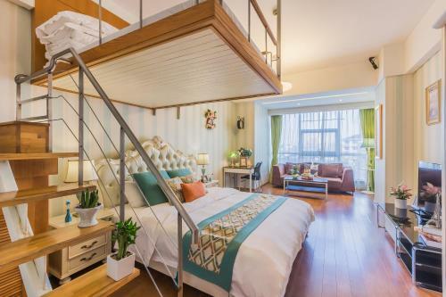 Westlake Service Apartment
