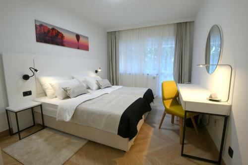 Aparthotel Milenij