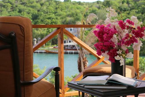 Hotel Admiral's Inn And Gunpowder Suites