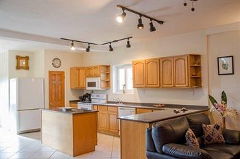 Hbk Villa Rentals And Management