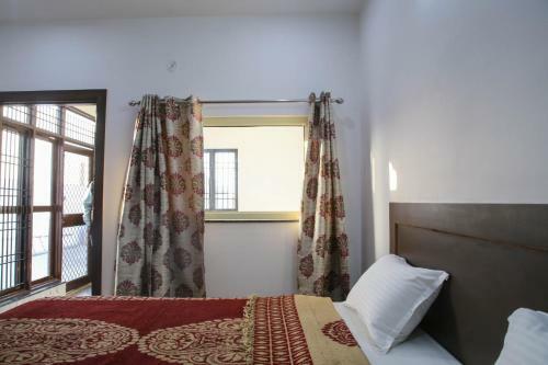 Aradhana's Home Stay