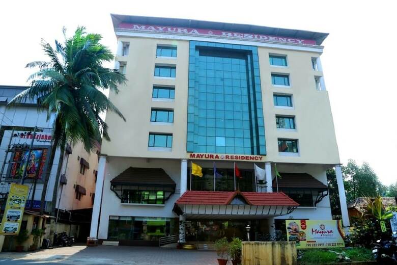 Hotel Mayura Residency