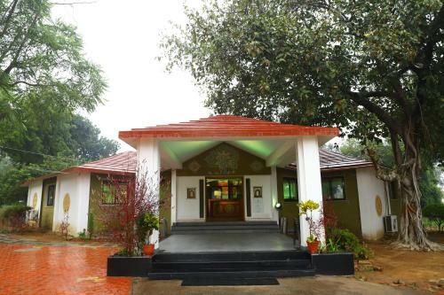 Hotel Tourist Village Khajuraho
