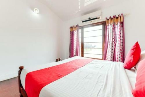 Hotel Shivaganga Houseboat