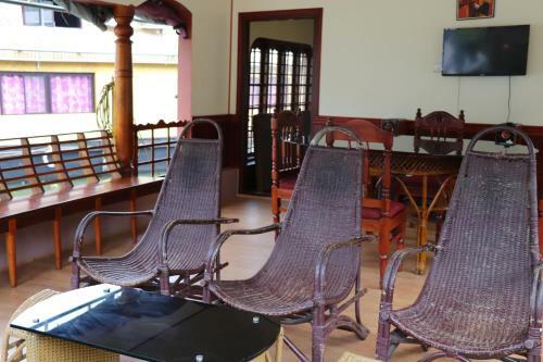 Hotel Shivaganga Houseboat