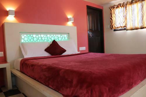 Hotel Shivaganga Houseboat