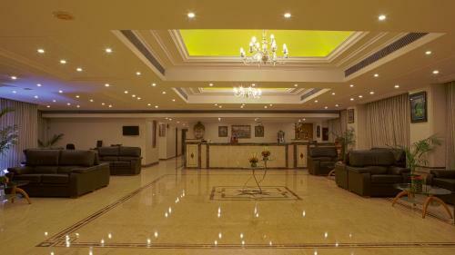 Hotel Gemini Continental, Hazratganj