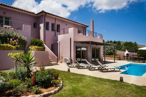 Skala Villa Sleeps 6 Pool Wifi