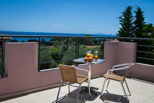 Skala Villa Sleeps 6 Pool Wifi